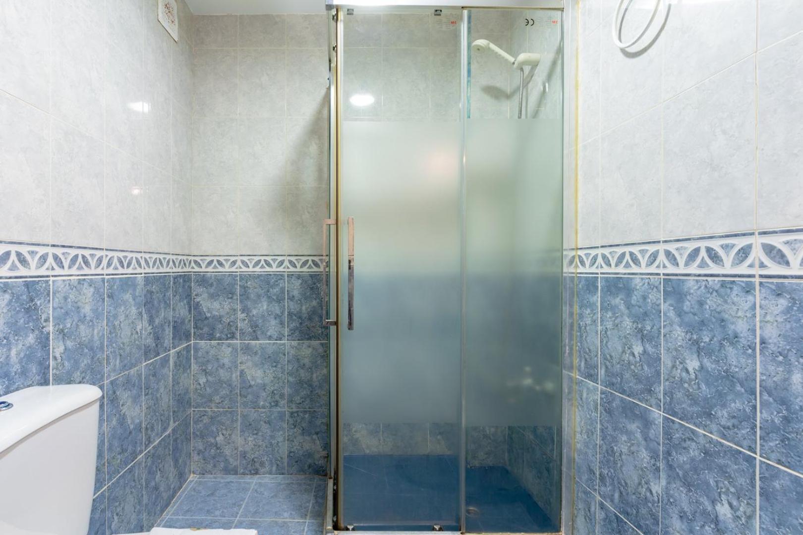 Guestready - Bella Casa En La Plaza De La Merced Málaga Eksteriør billede