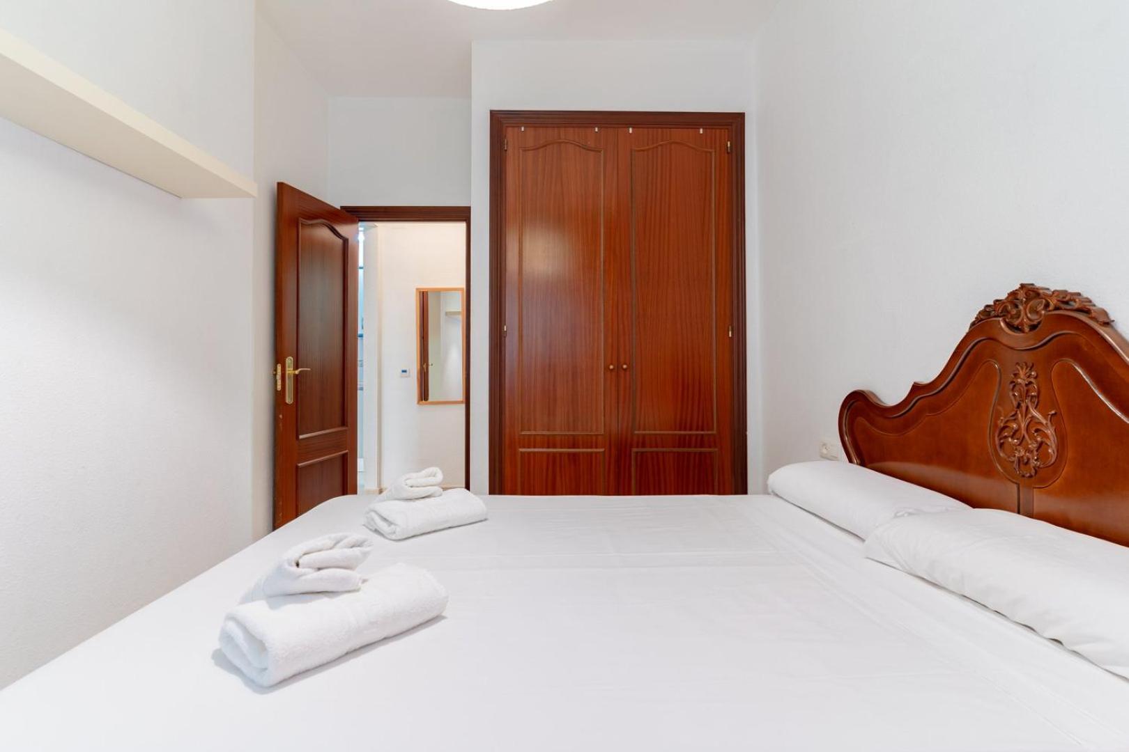 Guestready - Bella Casa En La Plaza De La Merced Málaga Eksteriør billede