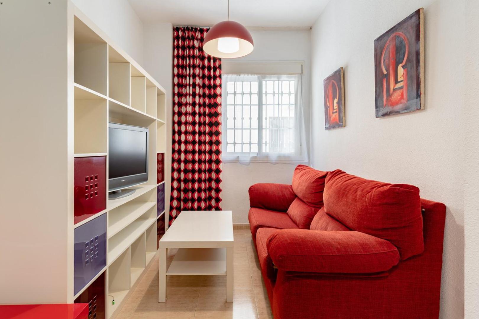 Guestready - Bella Casa En La Plaza De La Merced Málaga Eksteriør billede