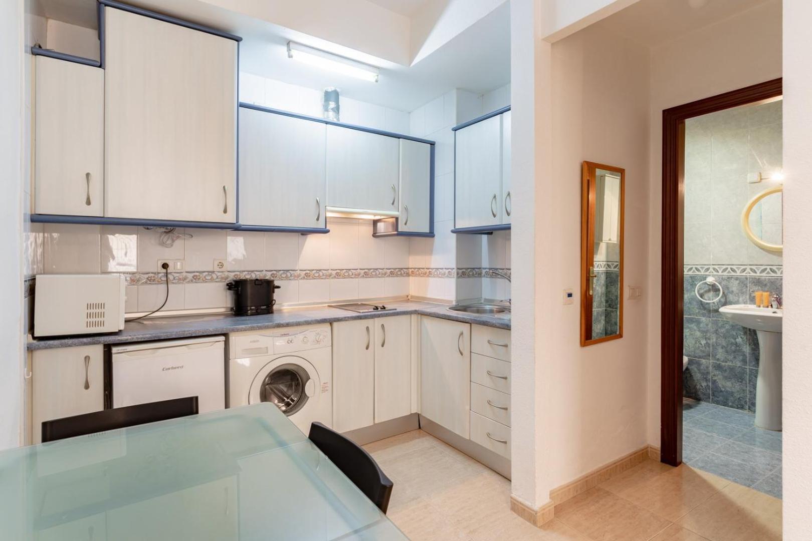 Guestready - Bella Casa En La Plaza De La Merced Málaga Eksteriør billede